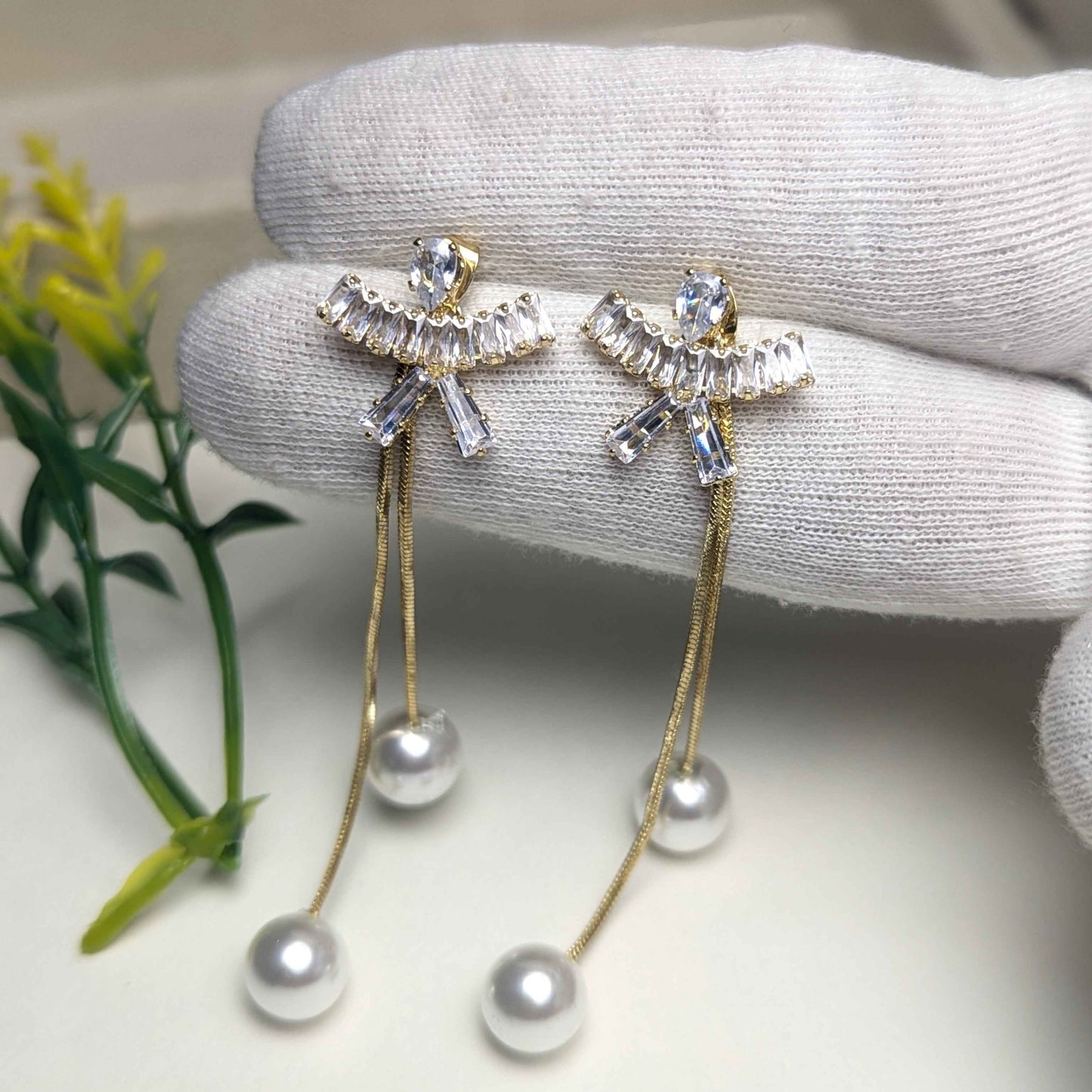 Crystal & Pearl Dangle Earrings